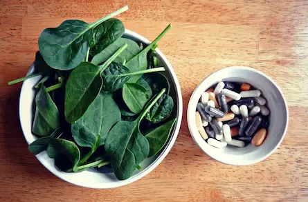 Folāti un folijskābe (vitamīns B9)