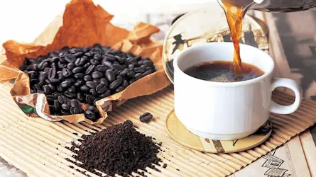 Vai kafija var samazināt grumbiņas un palēnināt novecošanos?